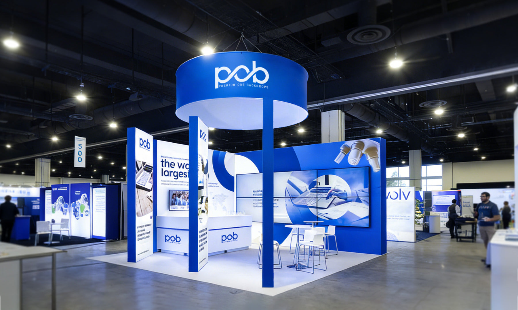 Why Hanging Banners Help Brands Get Noticed Before Visitors Reach the Booth