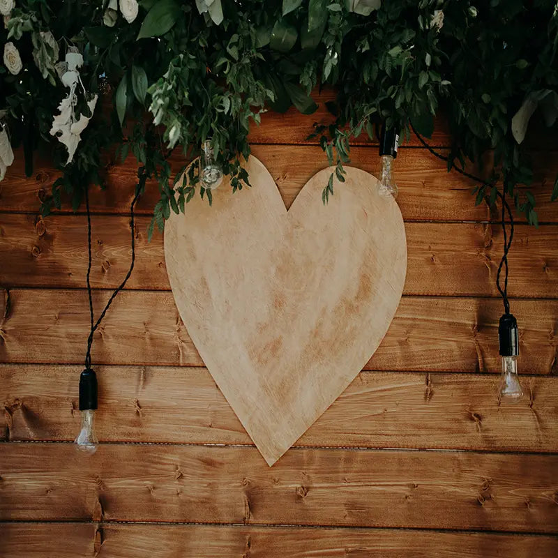 Pillow_Cover_Backdrops_Centerwood_heart_with_greenery-pob-backdrops