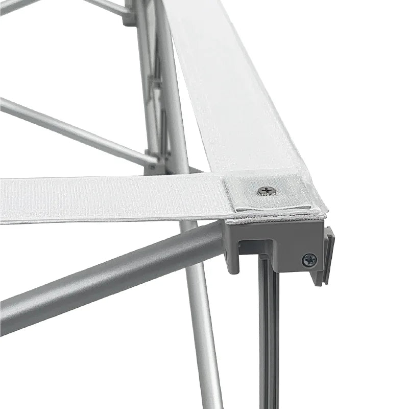 Pop up display base support detail for stable backdrop setup
